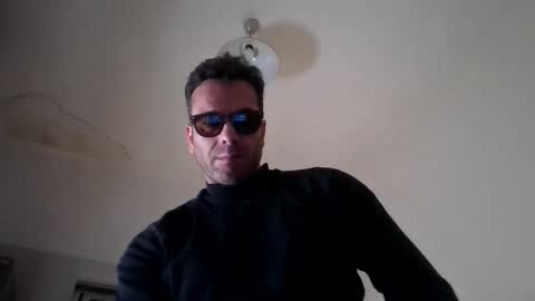Snapshot of roberpierre_ho chatting on February 2026 11:11:02 PM roberpierre_ho online show from February 2026 11:11:02 PM