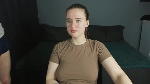 Lisa and Robert  i am online all days 900 am GMT3   online show from September 2025 08:24:02 PM