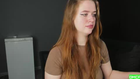 Snapshot of robert_lisa chatting on December 2025 05:14:02 AM Lisa and Robert i am online all days 900 am GMT3 online show from December 2025 05:14:02 AM