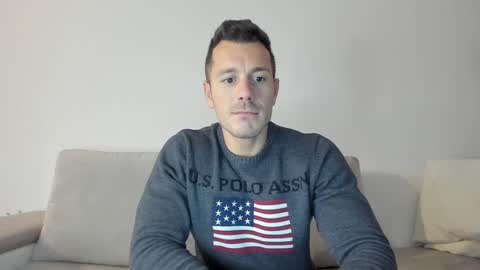 roberto4ever online show from January 2025 02:38:02 PM