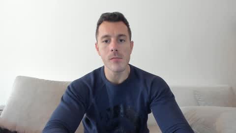 roberto4ever online show from February 2025 10:40:01 AM