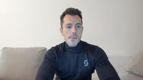 roberto4ever online show from February 2026 01:20:01 PM