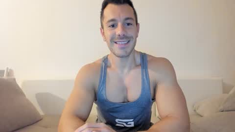 roberto4ever online show from March 2026 04:25:01 AM