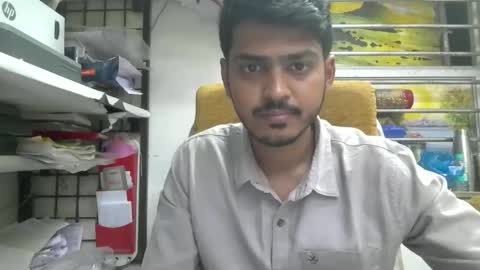 Robertsalia online show from December 2025 12:01:02 PM