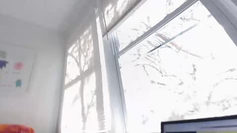 Snapshot of robin_bones chatting on December 2024 06:30:02 PM Lula Lace online show from December 2024 06:30:02 PM