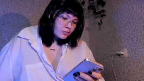 Snapshot of robin_harrington chatting on August 2026 07:56:01 PM Ronin online show from August 2026 07:56:01 PM