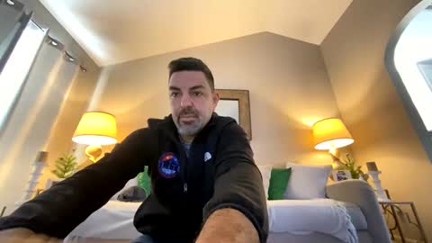 Snapshot of roblatino12 chatting on December 2024 06:16:01 PM roblatino12 online show from December 2024 06:16:01 PM