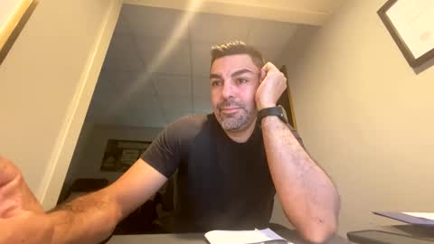 Snapshot of roblatino12 chatting on March 2025 04:06:02 PM roblatino12 online show from March 2025 04:06:02 PM