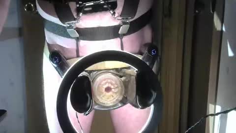 Robodickmilker online show from November 2025 01:50:01 AM