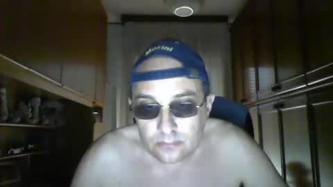 Snapshot of roby360 chatting on March 2025 01:26:02 PM robertino online show from March 2025 01:26:02 PM