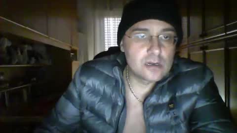 Snapshot of roby360 chatting on January 2026 12:43:01 PM robertino online show from January 2026 12:43:01 PM