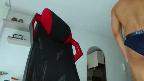 roby_millerr online show from October 2025 03:35:02 PM