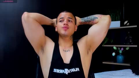 rocco_santos online show from January 2026 01:31:02 AM