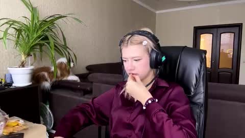 Snapshot of rochellehouis chatting on February 2026 10:21:02 AM Anny online show from February 2026 10:21:02 AM