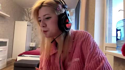 Snapshot of rochellehouis chatting on February 2026 10:07:02 AM Anny online show from February 2026 10:07:02 AM