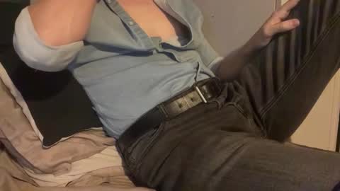 Roci online show from November 2025 11:17:01 PM