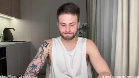 Snapshot of rodrigoveira chatting on February 2025 12:43:01 AM Rodrigo online show from February 2025 12:43:01 AM