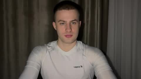 Snapshot of rodrigoveira chatting on October 2025 05:21:01 PM Rodrigo online show from October 2025 05:21:01 PM