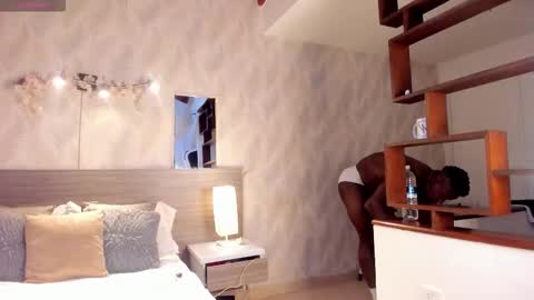 Snapshot of rogger_physique chatting on February 2026 04:20:01 AM Rogger online show from February 2026 04:20:01 AM