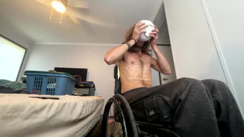 Rollinintheweeds online show from October 2025 04:46:01 PM