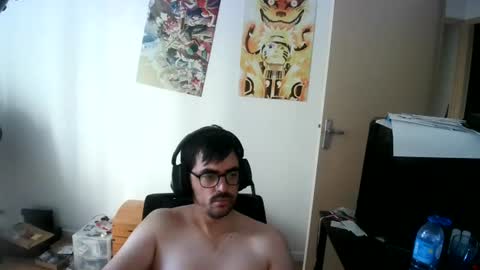 Snapshot of romainb72 chatting on June 2026 06:14:01 AM romainb72 online show from June 2026 06:14:01 AM