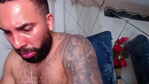 Snapshot of roman_muscle_ chatting on January 2025 06:17:01 AM Roman online show from January 2025 06:17:01 AM