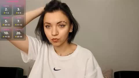 Anica online show from September 2025 11:43:01 AM