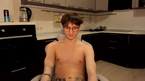 Snapshot of romeo_mercy chatting on October 2025 10:25:01 AM Romeo online show from October 2025 10:25:01 AM