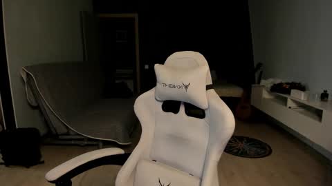 Snapshot of romeo_mercy chatting on February 2026 03:15:02 PM Romeo online show from February 2026 03:15:02 PM