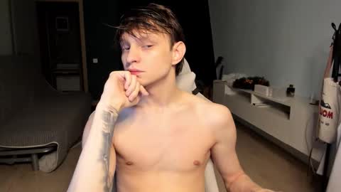 Snapshot of romeo_mercy chatting on February 2026 01:46:02 AM Romeo online show from February 2026 01:46:02 AM