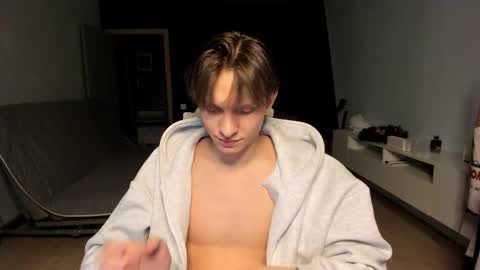 Snapshot of romeo_mercy chatting on February 2026 07:12:02 PM Romeo online show from February 2026 07:12:02 PM