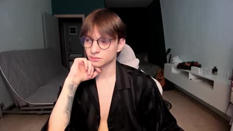 Snapshot of romeo_mercy chatting on February 2026 10:03:02 AM Romeo online show from February 2026 10:03:02 AM