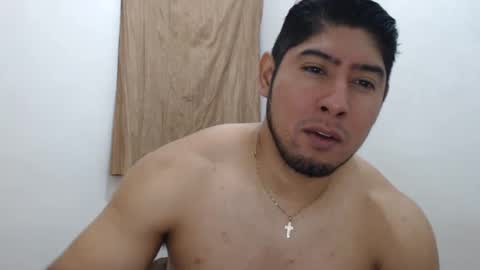 Snapshot of romeo_myroom chatting on December 2024 04:51:02 PM Romeos Room online show from December 2024 04:51:02 PM