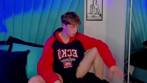 Snapshot of romeo_ricci1 chatting on December 2024 12:48:02 AM Romeo Ricci online show from December 2024 12:48:02 AM