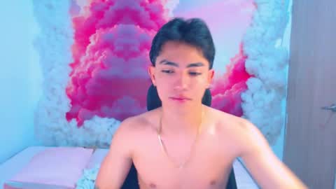 Romeo online show from October 2025 07:04:02 PM