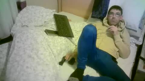 Snapshot of romson998181 chatting on December 2025 09:46:02 PM romson998181 online show from December 2025 09:46:02 PM