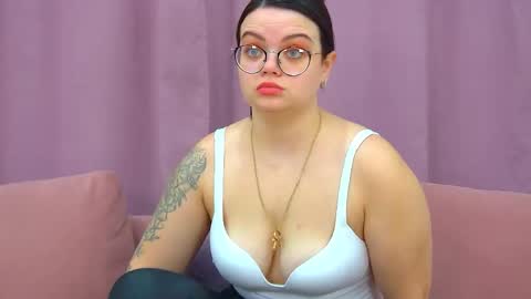 Monica online show from May 2026 06:09:02 AM