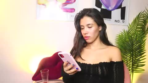 Roni online show from February 2026 04:18:02 AM