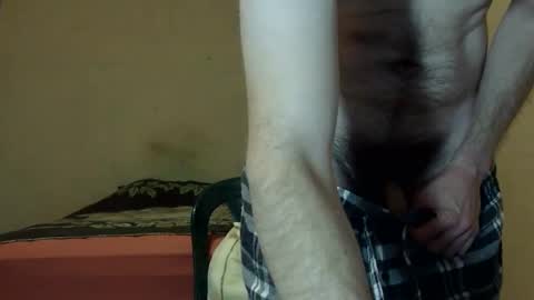Snapshot of ronniemaster chatting on October 2025 02:56:01 AM ronniemaster online show from October 2025 02:56:01 AM