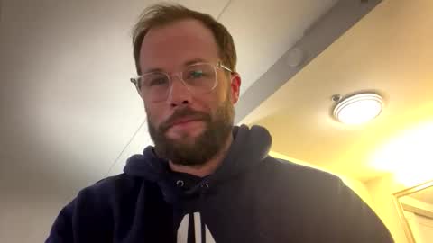 ronny2447 online show from December 2025 03:49:02 AM