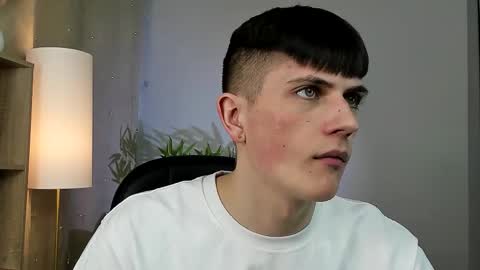 Rony online show from March 2026 08:37:01 PM