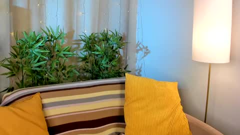 Rony online show from April 2026 09:04:01 PM