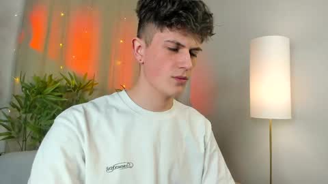 Rony online show from April 2026 08:34:01 PM