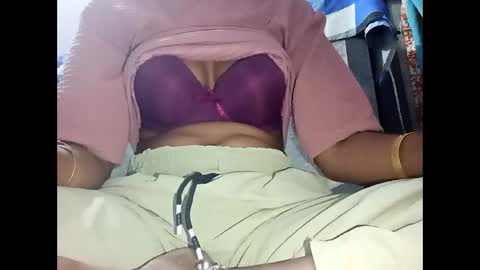roop_sexy642 online show from April 2026 06:27:01 AM