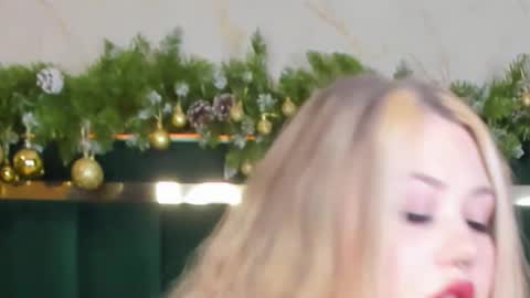 Chloe online show from January 2026 11:10:01 PM