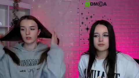 rosalie_liu online show from November 2025 02:28:01 PM