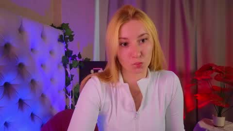 rosaliehandley online show from June 2026 08:50:01 AM
