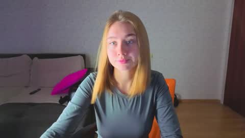 rosalina online show from December 2025 07:02:02 AM