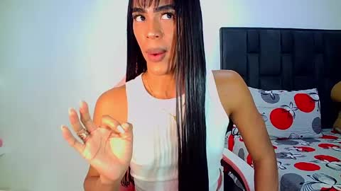 Snapshot of rosalindasexy chatting on June 2026 09:54:02 PM Rosalinda online show from June 2026 09:54:02 PM