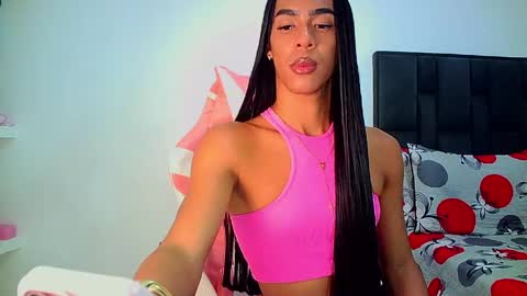Snapshot of rosalindasexy chatting on June 2026 02:23:01 AM Rosalinda online show from June 2026 02:23:01 AM